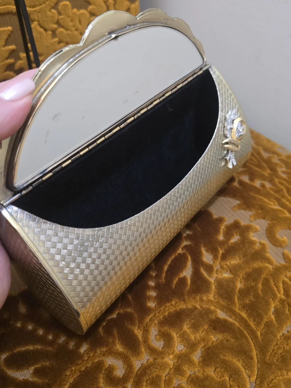 Vintage Gold Metallic Scalloped Evening Clutch with Floral Accent